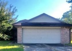 Pre-foreclosure Listing in GARDEN PLACE DR SUGAR LAND, TX 77498