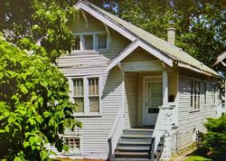 Pre-foreclosure in  S LOWE AVE Chicago, IL 60628