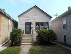 Pre-foreclosure in  W WINNEMAC AVE Chicago, IL 60630
