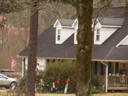 Pre-foreclosure in  DRY VALLEY RD Rossville, GA 30741
