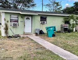 Pre-foreclosure in  NW 10TH AVE Boynton Beach, FL 33435