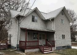 Pre-foreclosure in  11TH ST Rockford, IL 61104