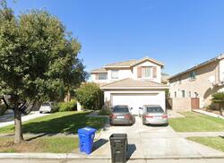 Pre-foreclosure in  MORNING CREST PL Rancho Cucamonga, CA 91739
