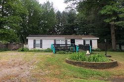 Pre-foreclosure Listing in COMANCHE LN HOWELL, MI 48843