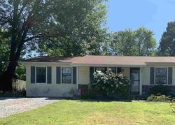 Pre-foreclosure Listing in GLOPEN RD CARBONDALE, IL 62901