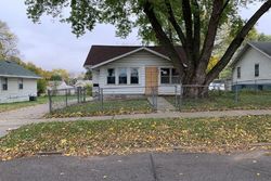 Pre-foreclosure in  CAMBRIDGE ST Des Moines, IA 50313