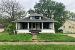 Pre-foreclosure in  N 7TH ST Centerville, IA 52544