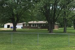 Pre-foreclosure in  N 200 W Valparaiso, IN 46385