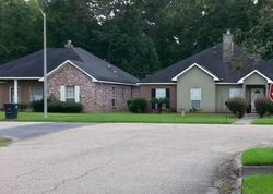 Pre-foreclosure in  TURNLEY DR Baton Rouge, LA 70807