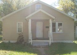 Pre-foreclosure in  WESTMORELAND AVE East Saint Louis, IL 62204