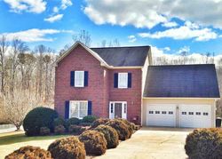 Pre-foreclosure Listing in CAMERON DR RUTHERFORDTON, NC 28139