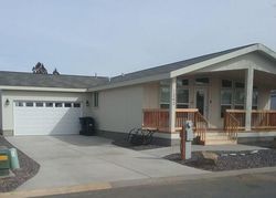 Pre-foreclosure Listing in SW MARIPOSA LOOP REDMOND, OR 97756