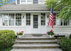 Pre-foreclosure in  EDGEWATER DR Old Greenwich, CT 06870
