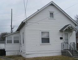 Pre-foreclosure in  GILLETTE AVE Louisville, KY 40214