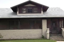 Pre-foreclosure in  PLEASANT ST South Bend, IN 46615