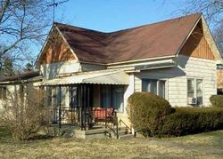Pre-foreclosure Listing in W 4TH ST SHERIDAN, IN 46069