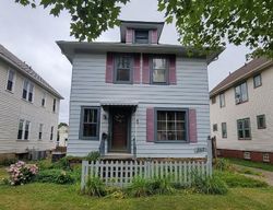 Pre-foreclosure in  RICHLAND AVE Lakewood, OH 44107