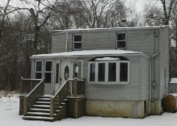 Pre-foreclosure Listing in CLINTON ST FAIRFIELD, NJ 07004