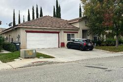 Pre-foreclosure in  VITRINA LN Palmdale, CA 93551