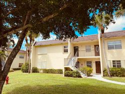 Pre-foreclosure in  LAKE MERYL DR  West Palm Beach, FL 33411