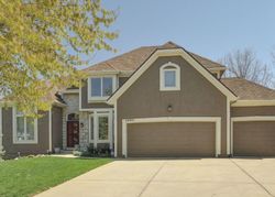 Pre-foreclosure Listing in W 130TH ST OVERLAND PARK, KS 66213