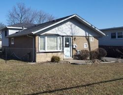 Pre-foreclosure Listing in W 127TH ST ALSIP, IL 60803