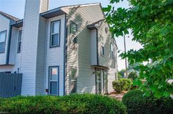 Pre-foreclosure Listing in ZIRCON CT VIRGINIA BEACH, VA 23462