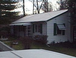 Pre-foreclosure in  CAMP BETTY WASHINGTON RD York, PA 17402