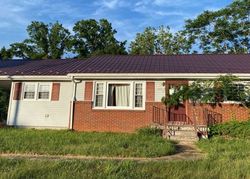 Pre-foreclosure Listing in DILLONS FORK RD FIELDALE, VA 24089
