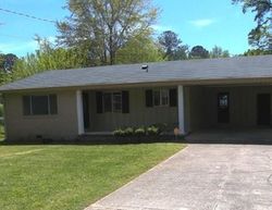 Pre-foreclosure in  50TH ST Meridian, MS 39305