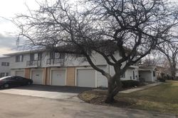 Pre-foreclosure in  PATUXET CT Schaumburg, IL 60194