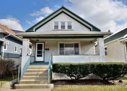 Pre-foreclosure Listing in S GROVE AVE OAK PARK, IL 60304