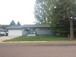 Pre-foreclosure Listing in 13TH ST NE WATERTOWN, SD 57201
