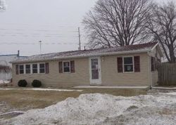 Pre-foreclosure Listing in HOMEGARDNER RD SANDUSKY, OH 44870