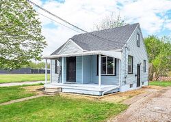 Pre-foreclosure Listing in LAKEVIEW AVE LORAIN, OH 44053