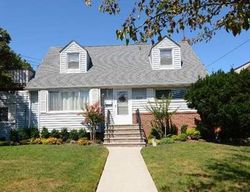 Pre-foreclosure Listing in 5TH ST OCEANSIDE, NY 11572