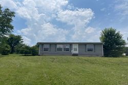 Pre-foreclosure Listing in W MOUNT ZION RD SALEM, IN 47167