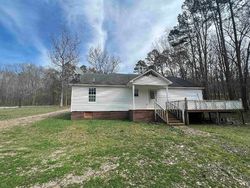 Pre-foreclosure in  BRUTON BRANCH RD Savannah, TN 38372