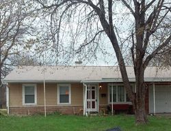 Pre-foreclosure Listing in SAINT BARBARA LN EAST SAINT LOUIS, IL 62206