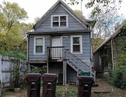 Pre-foreclosure Listing in W 4TH ST PEORIA, IL 61605