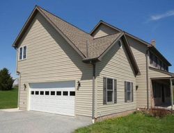 Pre-foreclosure Listing in FOXTOWN DR ABBOTTSTOWN, PA 17301