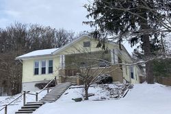 Pre-foreclosure Listing in DEWEY AVE CAMBRIDGE, OH 43725