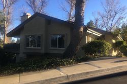 Pre-foreclosure Listing in SPARROWHAWK LN OAK PARK, CA 91377