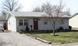 Pre-foreclosure Listing in HAWTHORNE AVE EVANSVILLE, IN 47714