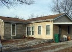 Pre-foreclosure Listing in RENOIS LN EAST SAINT LOUIS, IL 62206