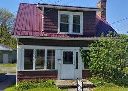 Pre-foreclosure Listing in W MAIN ST RIDGWAY, PA 15853