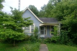 Pre-foreclosure in  E WALNUT ST Spring Valley, OH 45370