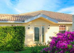 Pre-foreclosure in  SE SPICEWOOD CIR Hobe Sound, FL 33455