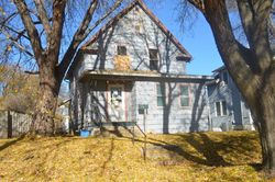 Pre-foreclosure in  14TH ST NW Mason City, IA 50401