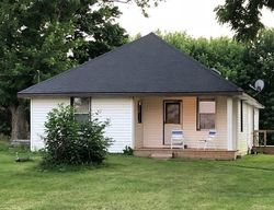 Pre-foreclosure in  N COUNTY ROAD 475 W Lizton, IN 46149